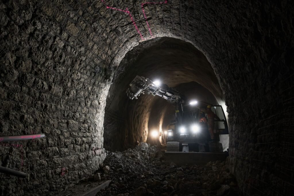 Tunelul Weissenstein se redeschide după doi ani de lucrări majore de modernizare între Moutier și Solothurn