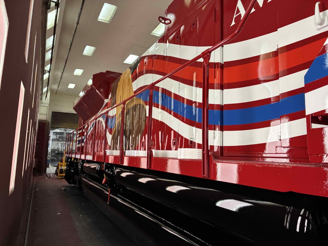 Norfolk Southern prezintă procesul de realizare a locomotivei comemorative No. 1776 „The Bell”, dedicată seriei America’s 250