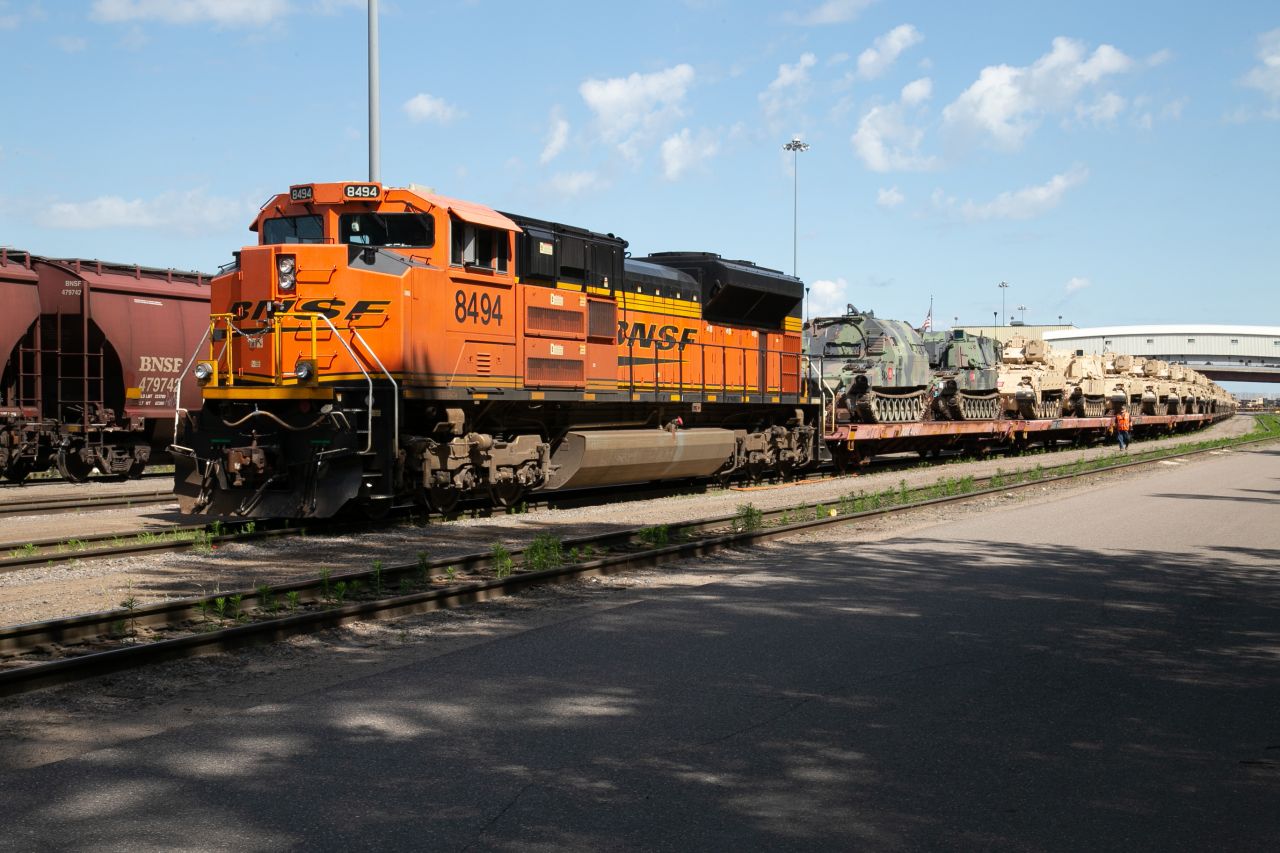 BNSF evidențiază sprijinul acordat angajaților din Garda Națională și Rezervă în luna dedicată aprecierii militarilor