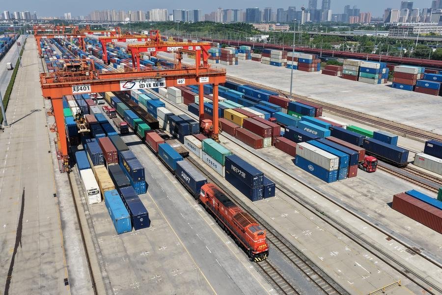China–Europe Railway Express depășește 130.000 de curse consolidând cel mai important coridor feroviar de marfă dintre Asia și Europa