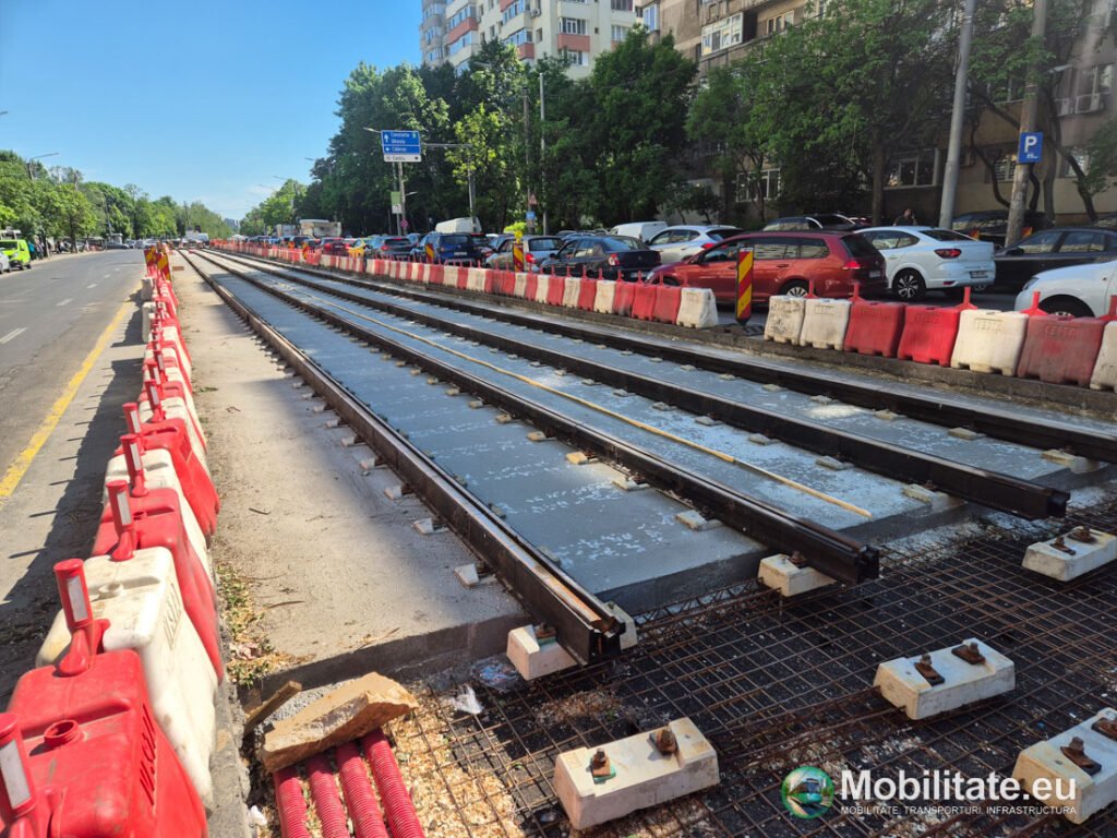 MariVila a finalizat ultima betonare majoră pe Bulevardul Chișinău. Se pregătesc noile peroane așteptând eliberarea amplasamentului pentru închiderea lucrării în intersecția cu Strada Cernăuți