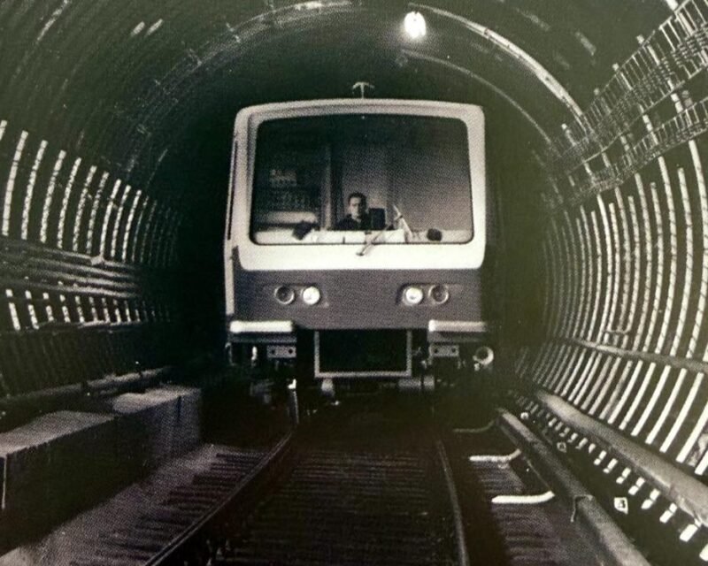 55 de ani de la primele teste ale trenului Tatra R1 - proiectul ce trebuia să devină primul tren al metroului din Praga