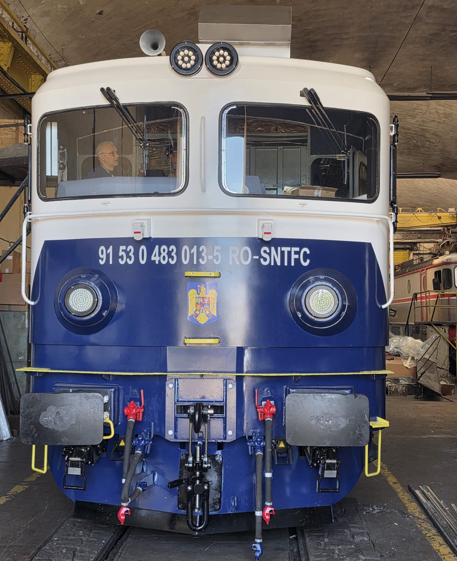 SCRL Brașov se pregătește de probe cu a 12a locomotivă LEMA4000 din cele 17 modernizate cu fonduri PNRR