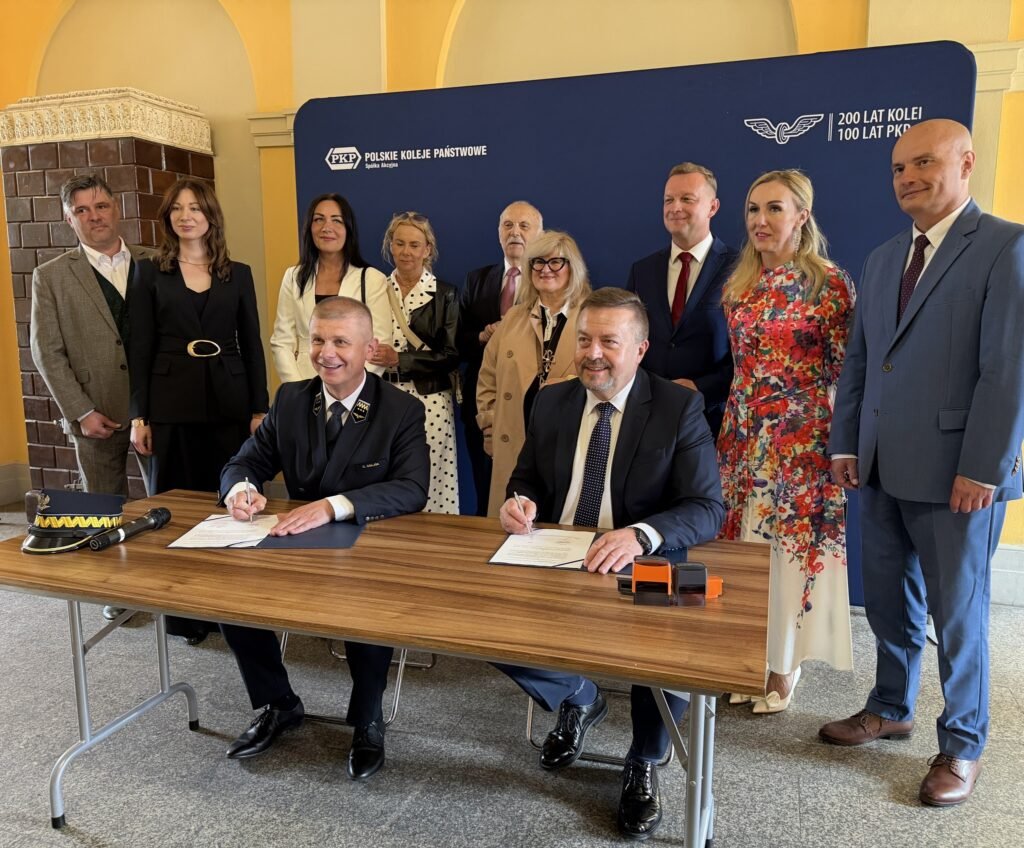 PKP S.A. și orașul Żyrardów semnează un nou acord pentru modernizarea gării istorice cu un proiect finanțat cu 24,6 milioane PLN