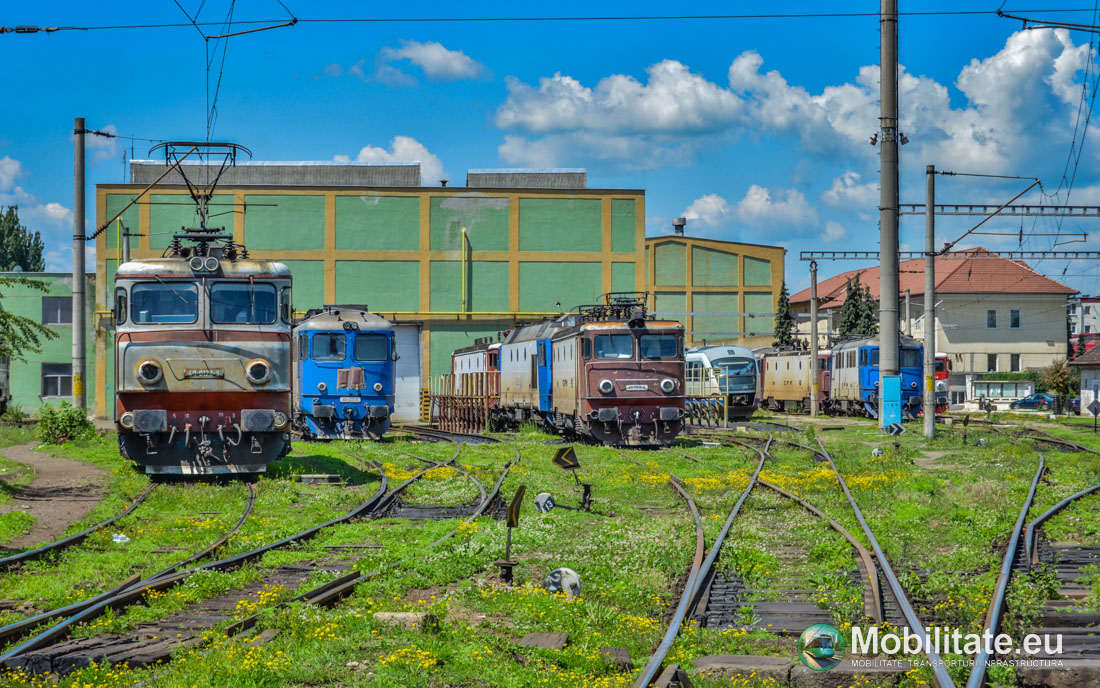 CFR Călători lansează licitația pentru achiziția de traverse din lemn de stejar impregnate cu creozot ecologic pentru SRTFC Cluj