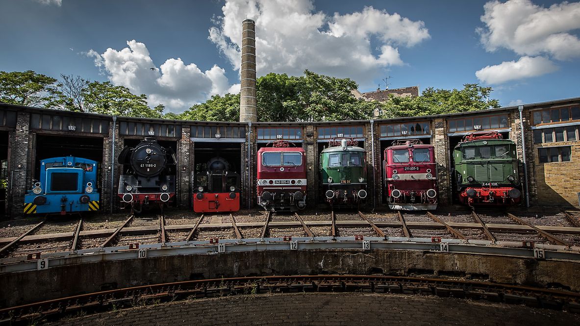 DB Museum Halle se redeschide oferind publicului acces direct la locomotive istorice și tehnică feroviară din epoca Reichsbahn