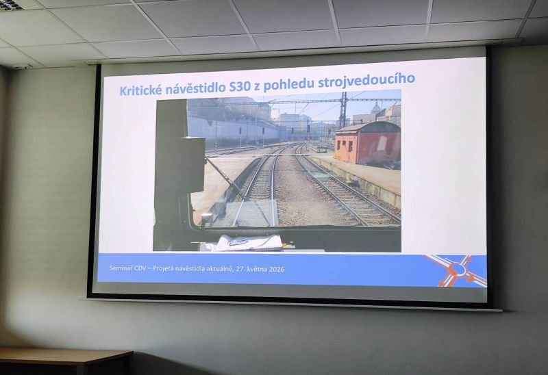 Drážní úřad intensifică analiza trecerilor pe semnal interzis și extinde controalele în punctele cu risc ridicat ale rețelei feroviare cehe