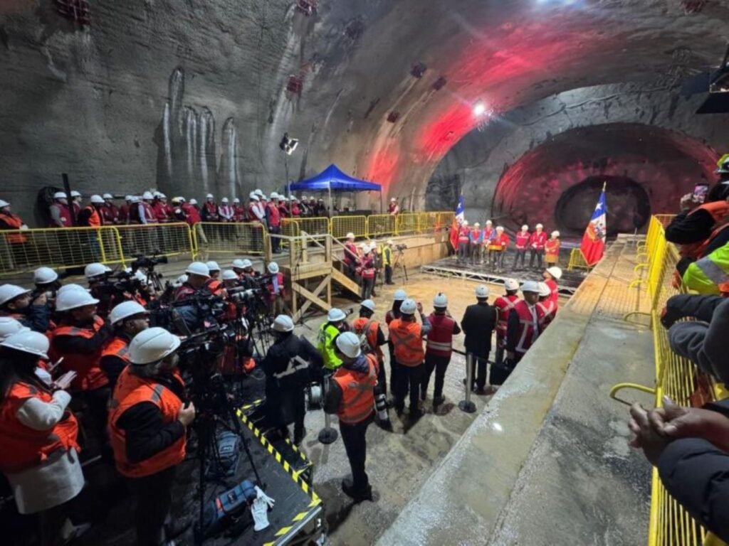 Santiago Metro atinge un moment major pe Linia 7: străpungere finală a tunelului cu SYSTRA în rol tehnic central