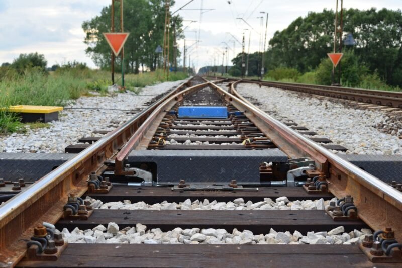 PKP PLK lansează licitația pentru două sisteme moderne de simulatoare feroviare, pentru instruirea personalului în situații reale și scenarii de urgență
