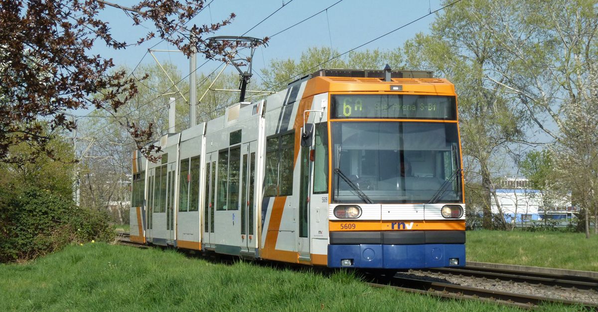 rnv marchează 30 de ani de la introducerea tramvaielor GTN, vehicule care au schimbat fundamental transportul public din Mannheim și Ludwigshafen
