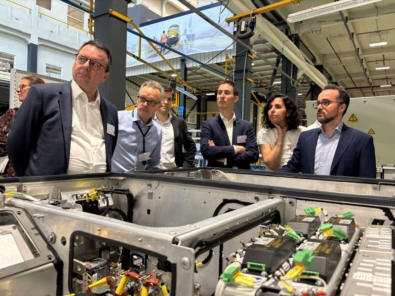 Noul CEO Alstom a vizitat uzina din Charleroi - centrul de inovație care modelează viitorul semnalizării și al sistemelor energetice feroviare