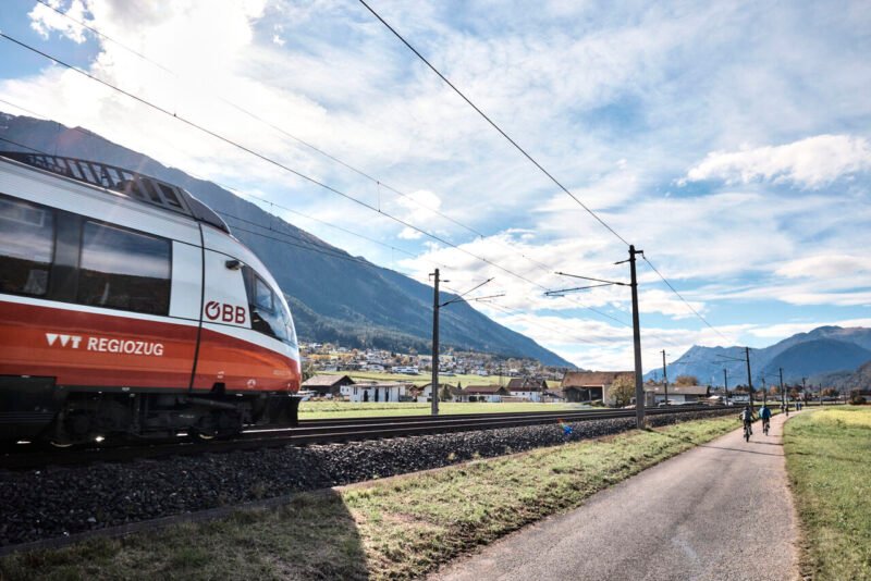 Modificări de circulație în traficul feroviar din Tirol între 14 iunie și 12 decembrie 2026 din cauza lucrărilor DB și ÖBB