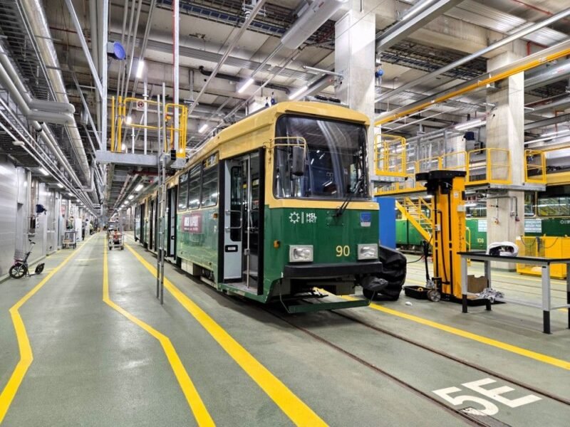 ISS optimizează tehnologia clădirii în depoul Ruskeasuo din Helsinki, generând economii de peste 50.000 de euro și creșterea fiabilității operaționale