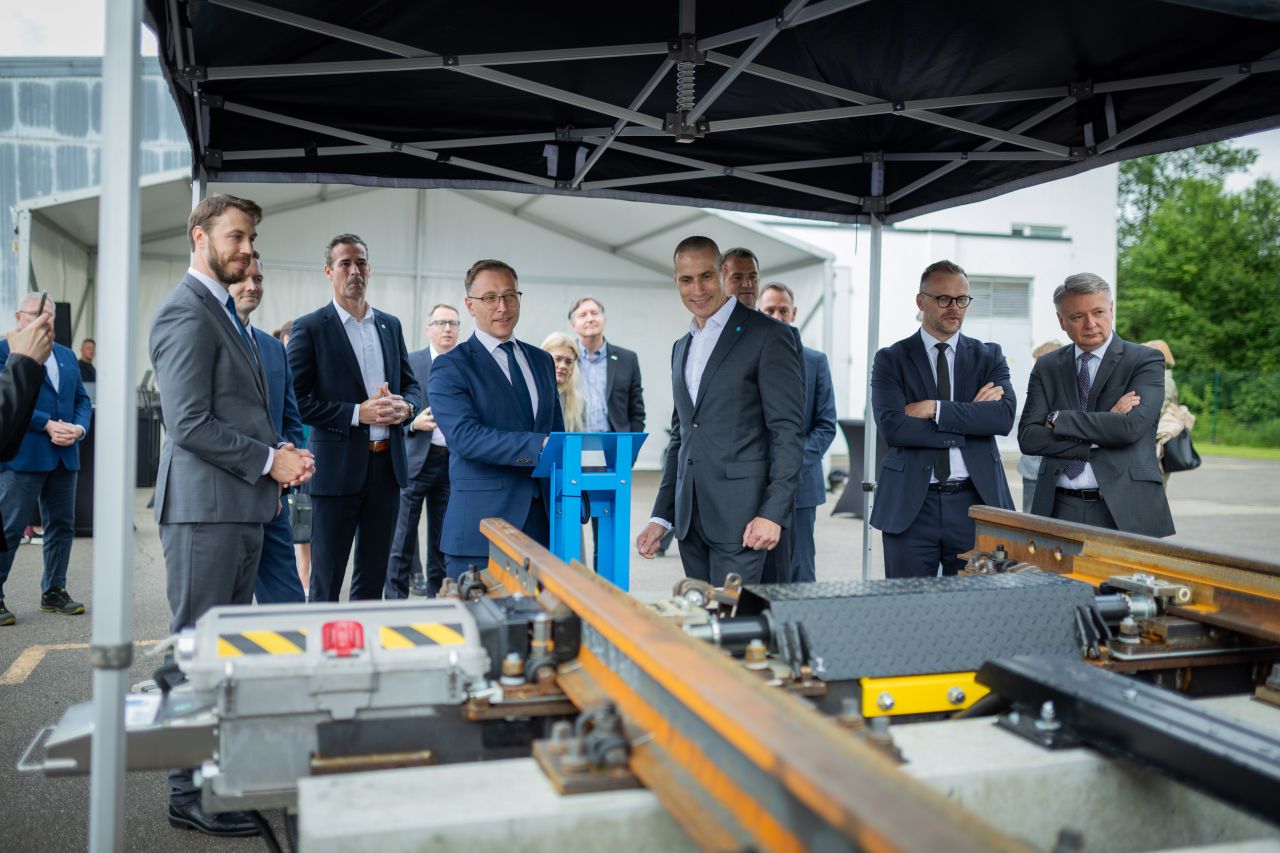 În Lituania începe producția de aparate de cale 1435 mm pentru Rail Baltica, primele sisteme urmând să fie instalate în zona Jonava