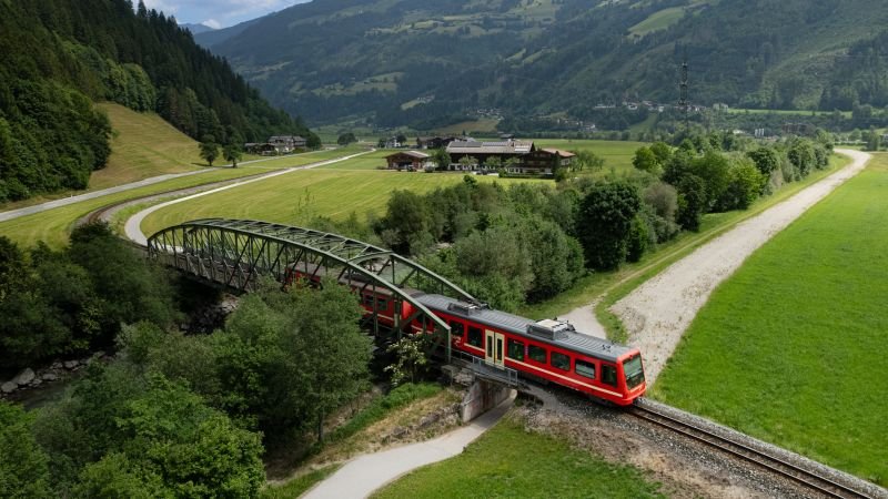 Siemens Mobility modernizează digital Zillertalbahn, aducând pe una dintre cele mai vechi linii din Tirol un sistem avansat de conducere a trenurilor