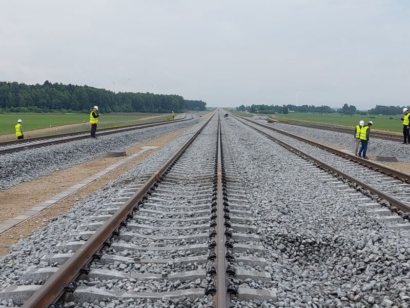 Rail Baltica și Port Polska intensifică cooperarea tehnică printr-un atelier dedicat infrastructurii feroviare de mare viteză la Vilnius