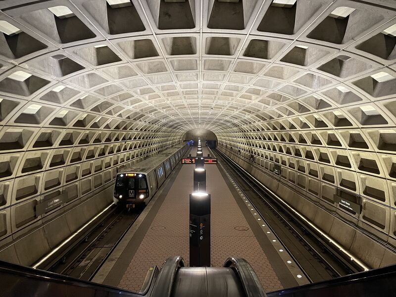 Indra va echipa întregul metrou din Washington D.C. cu un nou sistem avansat de terminale pentru pasageri, într-un contract de până la 75 de milioane de dolari