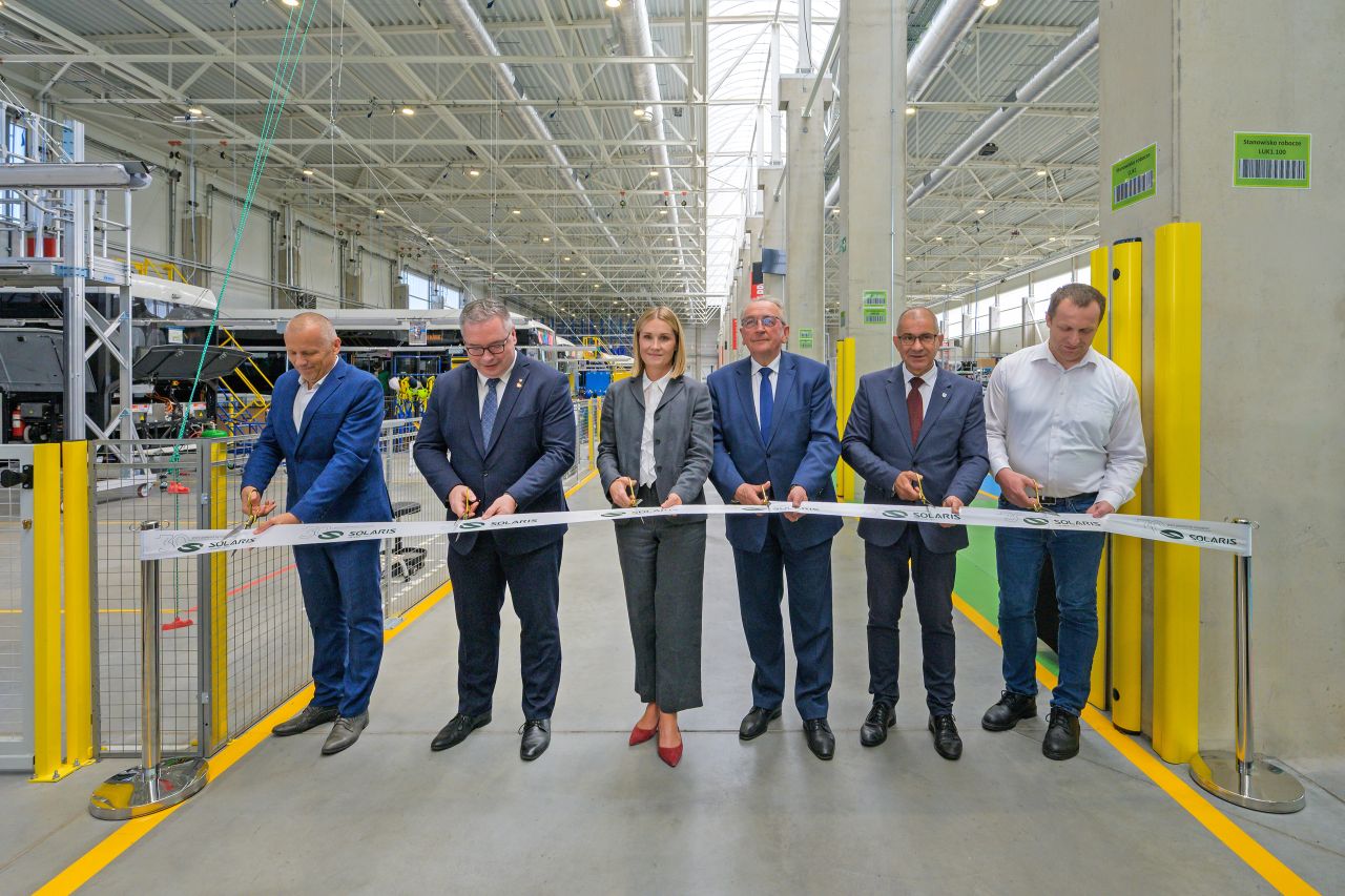 Solaris deschide noua fabrică de producție din Środa Wielkopolska, crescând capacitatea anuală la peste 2.000 de autobuze și generând 300 de noi locuri de muncă
