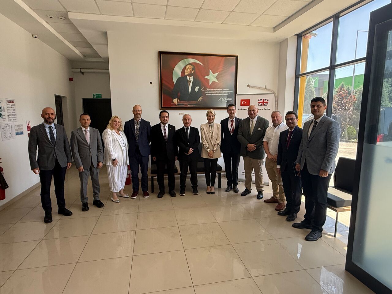 Centrul de Excelență pentru Trenuri pe Hidrogen al Turciei a fost inaugurat la Ankara, marcând un pas decisiv în cooperarea tehnologică dintre Türkiye și Regatul Unit
