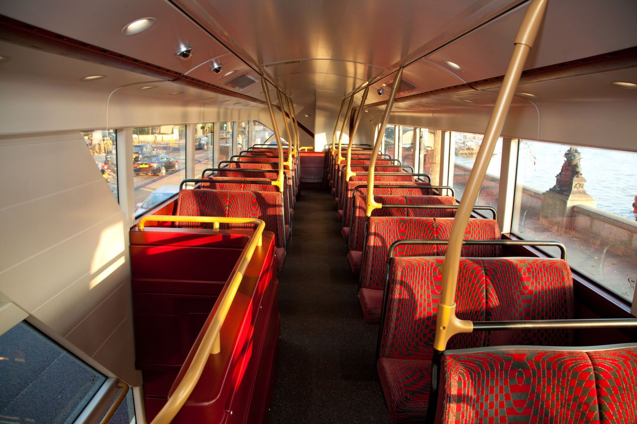 Londra introduce noul standard BSS2 pentru creșterea siguranței în transportul cu autobuzul până în 2033