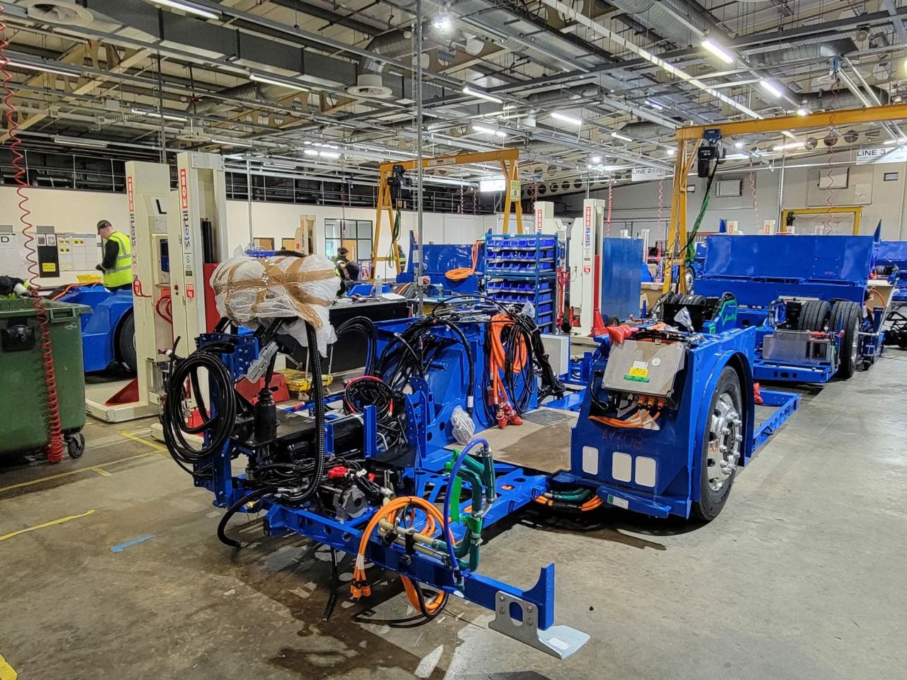 Nottingham City Transport introduce șase autobuze electrice double‑deck Electroliner, aflate în producție la Wrightbus și destinate rutei Lilac 27