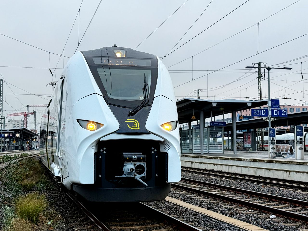 S‑Bahn Hannover introduce rapid trei trenuri Mireo Smart printr‑un nou contract cu Smart Train Lease, marcând un pas înainte pentru flexibilitatea operării feroviare
