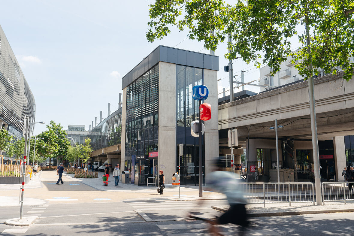 ÖBB finalizează modernizarea Maria‑Restituta‑Platz la Handelskai, un nou spațiu verde și climatic pentru proiectul S‑Bahn Wien Upgrade
