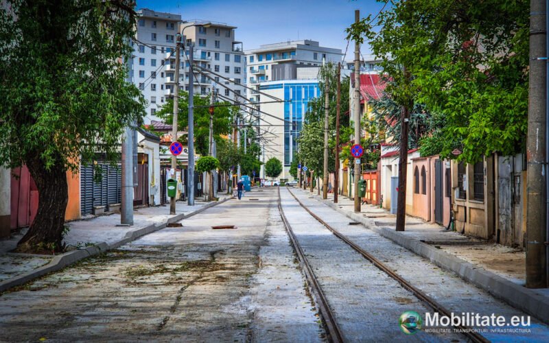 Lot 11 modernizare linii tramvai - Ultimul reportaj mobilitate.eu cu lotul în șantier. Strada Clăbucet așteaptă asfaltul și finisajele iar restul lotului doar finisaje și ultimele piese din stații. Recepția va avea loc până în 15 iulie