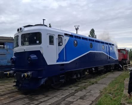 LEMA4000 014 din proiectul PNRR, modernizată la Secția Galați a SCRL Brașov, se pregătește să revină pe șine. Trei locomotive de acest tip au fost modernizate la Galați