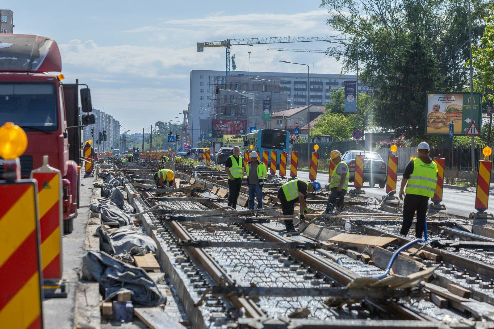 Lucrările pe Prelungirea Ghencea avansează accelerat, cu termene clare pe tronsoane și peste 100 de muncitori mobilizați zilnic