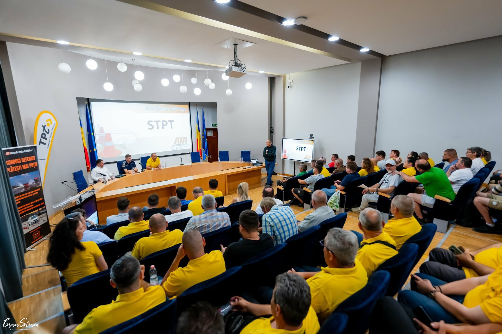 STP Timișoara organizează prima sesiune de instruire din România dedicată conducerii preventive și managementului riscului în transportul public urban. Parteneriat cu Academia Titi Aur