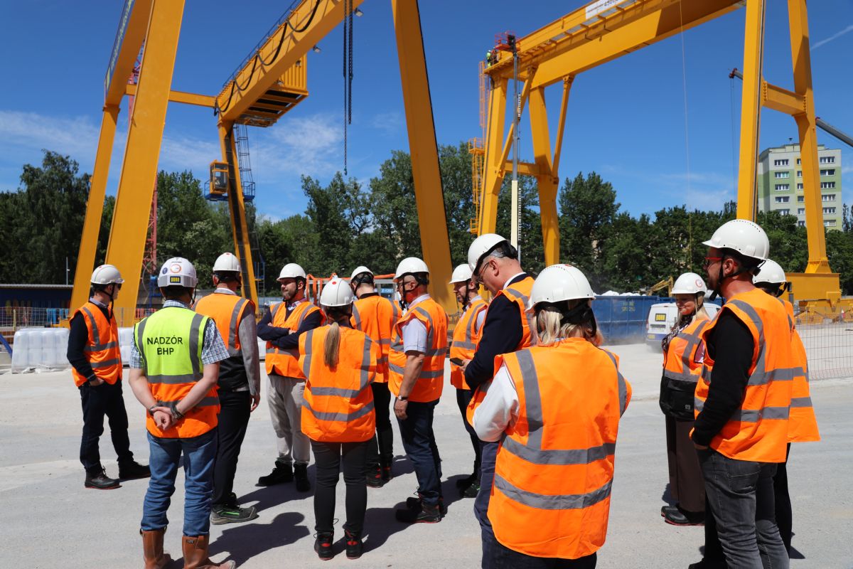Reprezentanții BCU Logistyka au vizitat șantierul tunelului pentru trenuri de mare viteză din Łódź, cel mai mare proiect feroviar subteran din Polonia