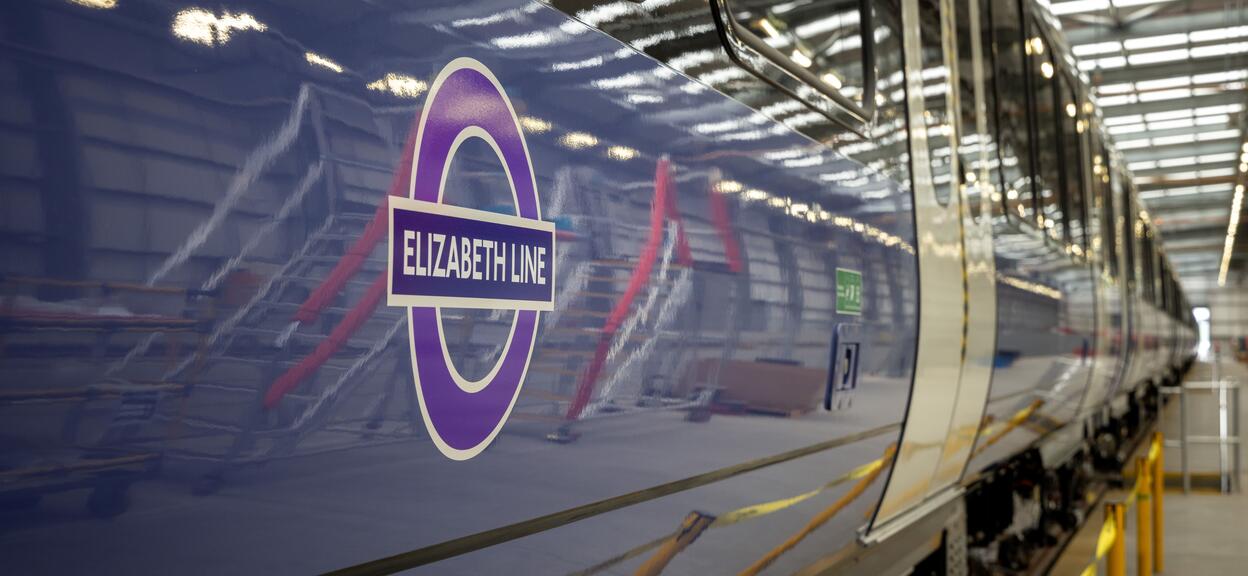 Alstom finalizează primul tren Aventra pentru Elizabeth Line, dintr-o comandă de zece unități produse la Derby