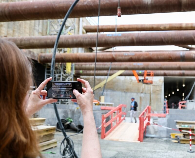 Hamburg deschide pentru public tunelul noii prelungiri U4, atrăgând 4.500 de vizitatori interesați de infrastructura viitorului