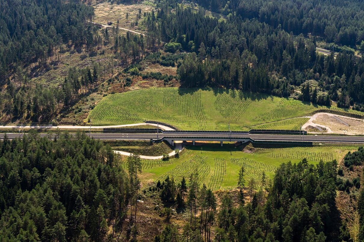 Koralmbahn continuă lucrările și după inaugurare, cu accent pe protecția mediului, monitorizarea zgomotului și mentenanța infrastructurii
