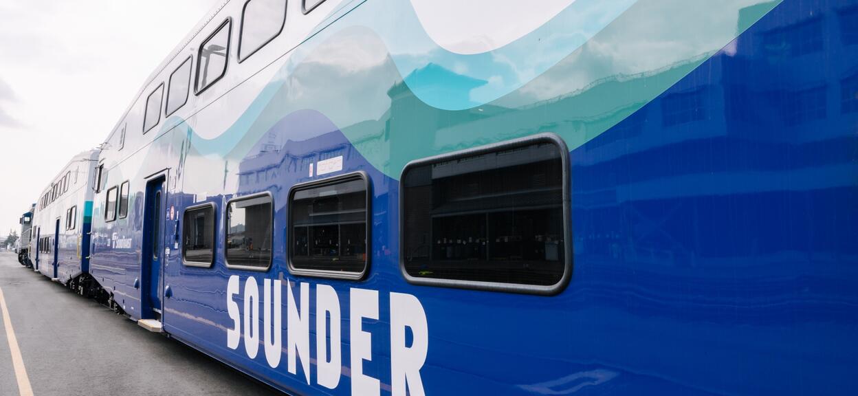 Alstom livrează 11 noi vagoane Sounder pentru Sound Transit, crescând capacitatea rețelei feroviare din Seattle înaintea sezonului marilor evenimente sportive