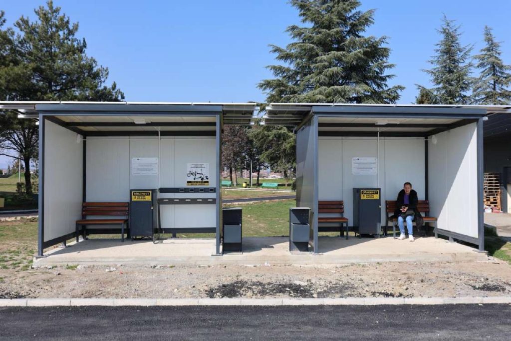CITYMOVE modernizează infrastructura de mobilitate urbană în Biograd na Moru, Novi Pazar și Sveti Nikole prin investiții în parcări inteligente, stații pentru biciclete electrice și stații de autobuz alimentate solar