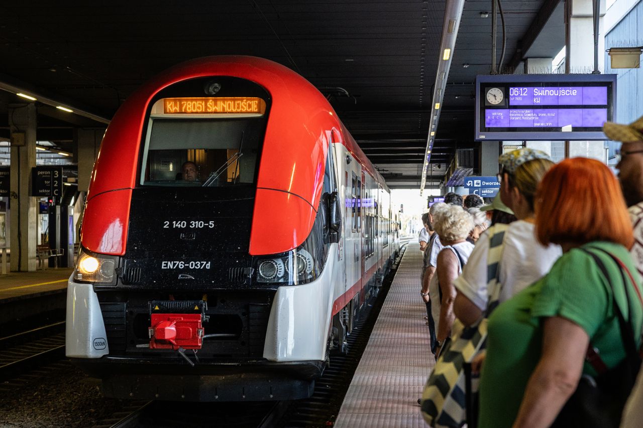 Bana na lofry, trenul estival al operatorului Koleje Wielkopolskie, confirmă succesul noii oferte turistice după primul weekend de circulație
