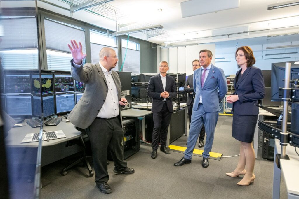 Hitachi Rail: vizită oficială la Handelskai Viena și accent pe tehnologiile digitale pentru transport feroviar eficient