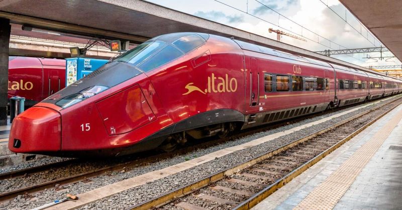 Intesa Sanpaolo finanțează extinderea Italo: 12 noi trenuri de mare viteză Alstom Avelia și stabilitate pe termen lung pentru operatorul privat