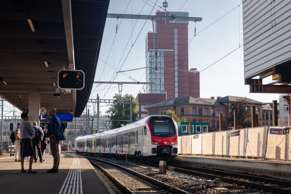 Thurbo pune în exploatare noile trenuri Flirt Evo pe linia S26, marcând debutul celei mai mari modernizări din istoria operatorului