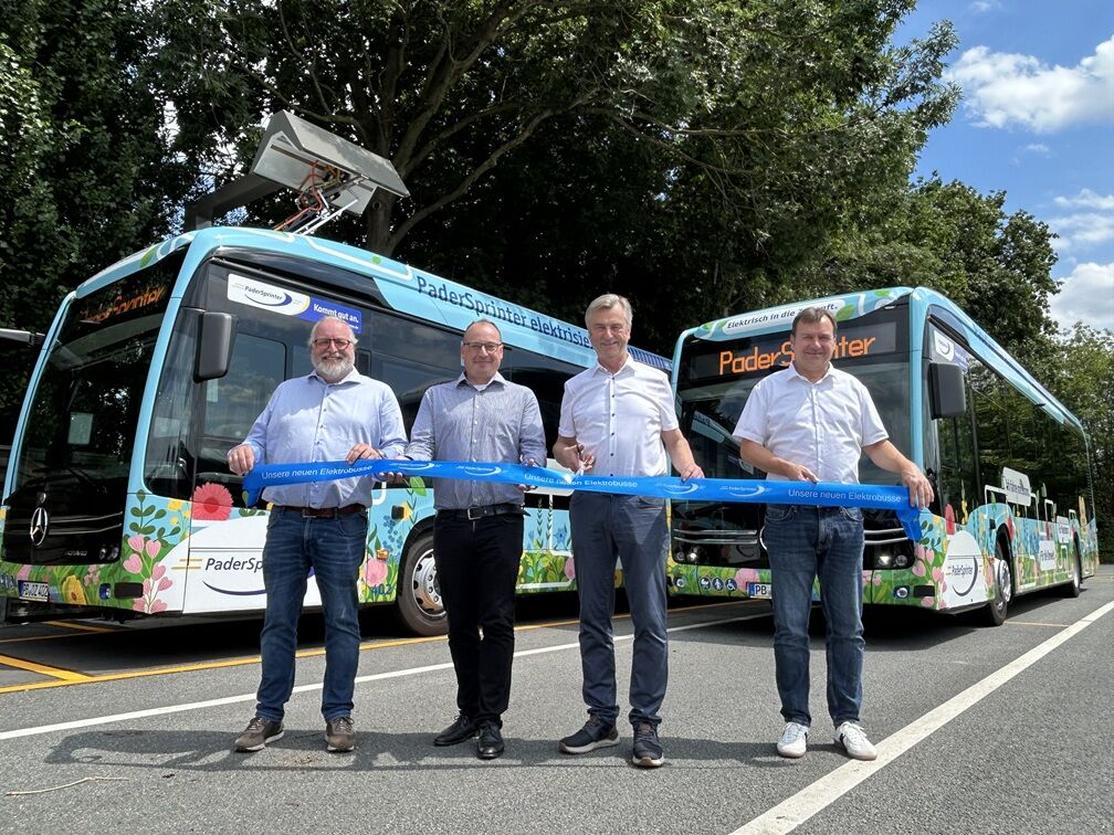 NWL sprijină introducerea a două autobuze Mercedes‑Benz eCitaro de nouă generație în Paderborn, cu infrastructură de încărcare deja instalată