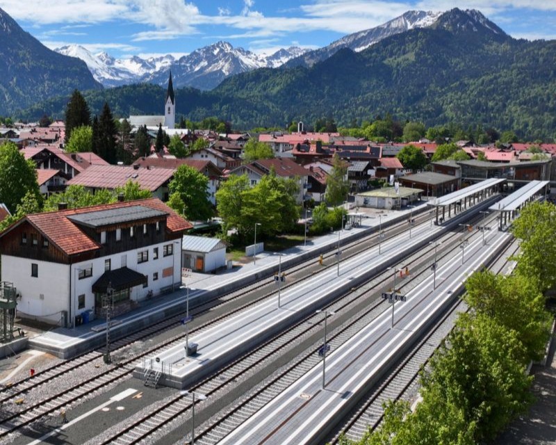 DB InfraGO pune în funcțiune noile instalații ESTW din Oberstdorf și Fischen după o modernizare rapidă a liniei Immenstadt–Oberstdorf