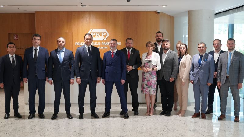 PKP S.A. discută extinderea cooperării feroviare cu O’zbekiston temir yo’llari la Varșovia