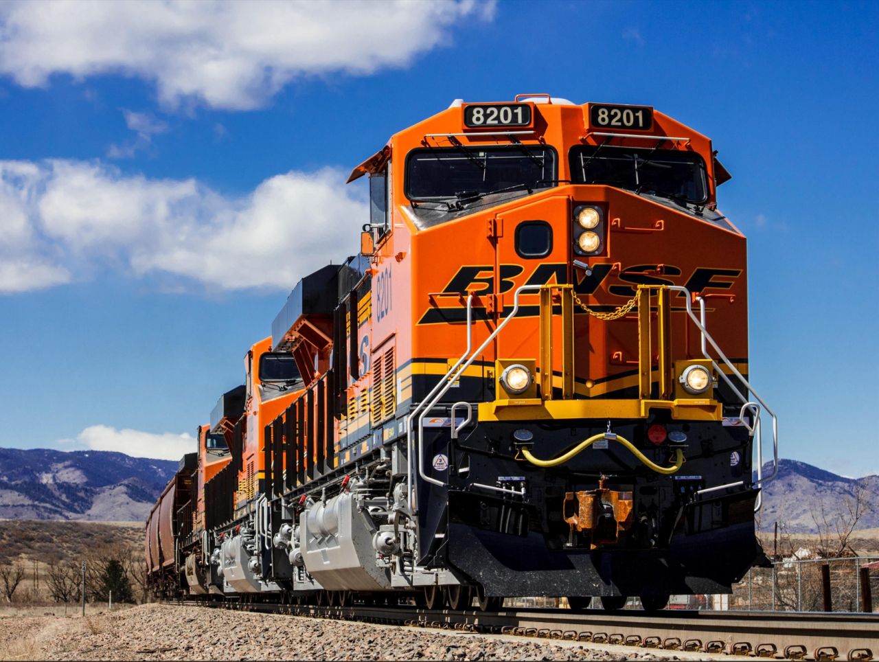 BNSF conduce industria feroviară americană la capitolul inovație, cu mai multe brevete decât toate celelalte căi ferate Class I la un loc
