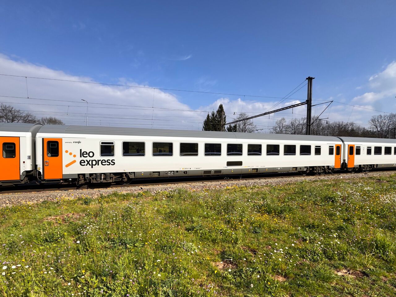 Leo Express intră pe ruta internațională Ex36 Praga–Plzeň–Domažlice–München, cu material rulant modernizat și servicii noi pentru pasageri