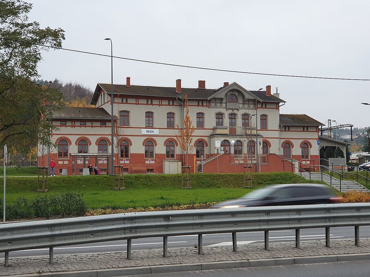 PKP modernizează clădirea istorică a gării Reda, construită în 1870, pentru a redeveni complet funcțională pentru călători