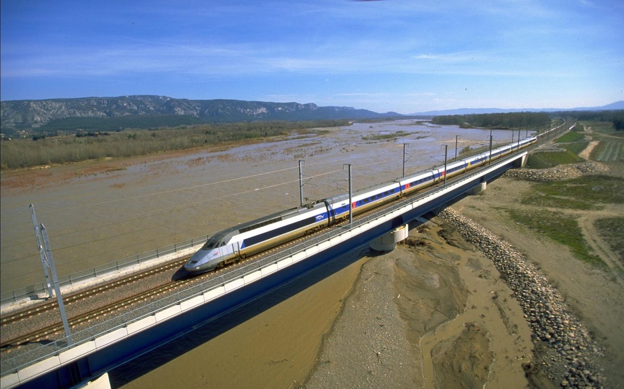 Linia de mare viteză Mediterană împlinește 25 de ani – 250 km de infrastructură strategică pentru Franța