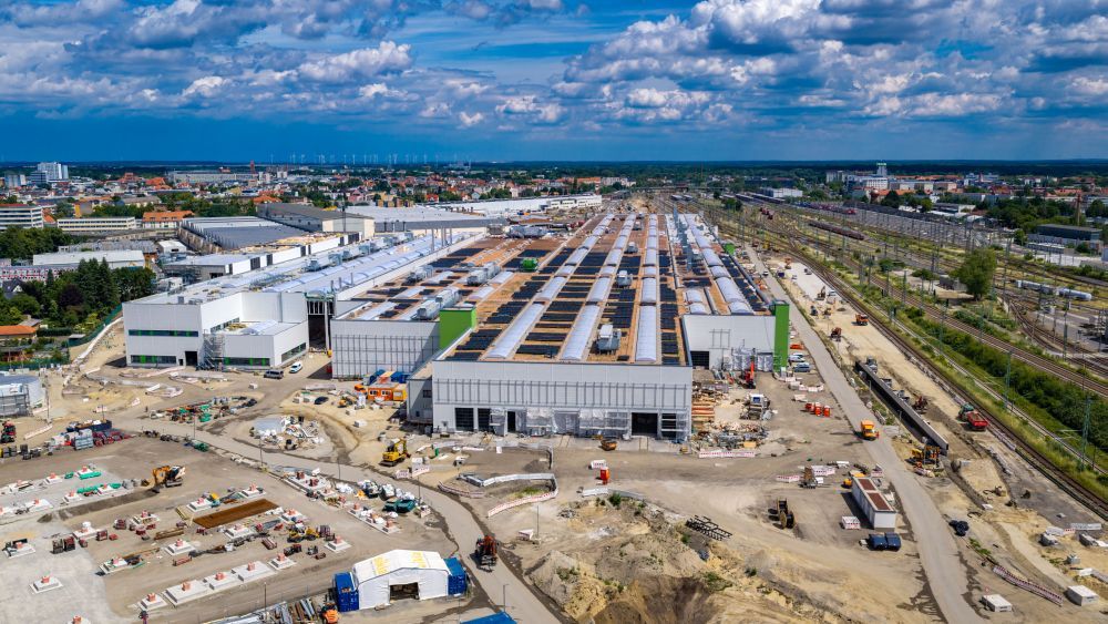 Noua uzină DB din Cottbus intră în faza decisivă: primele teste în Hall 1 și start operațional în 2027