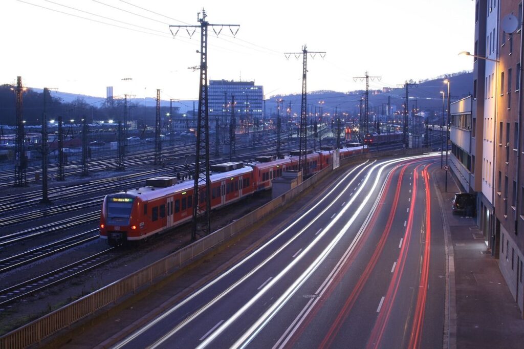 Bavaria și Baden‑Württemberg lansează licitația europeană „S‑Bahn Nürnberg 2031+”, cu operare între 2030 și 2044